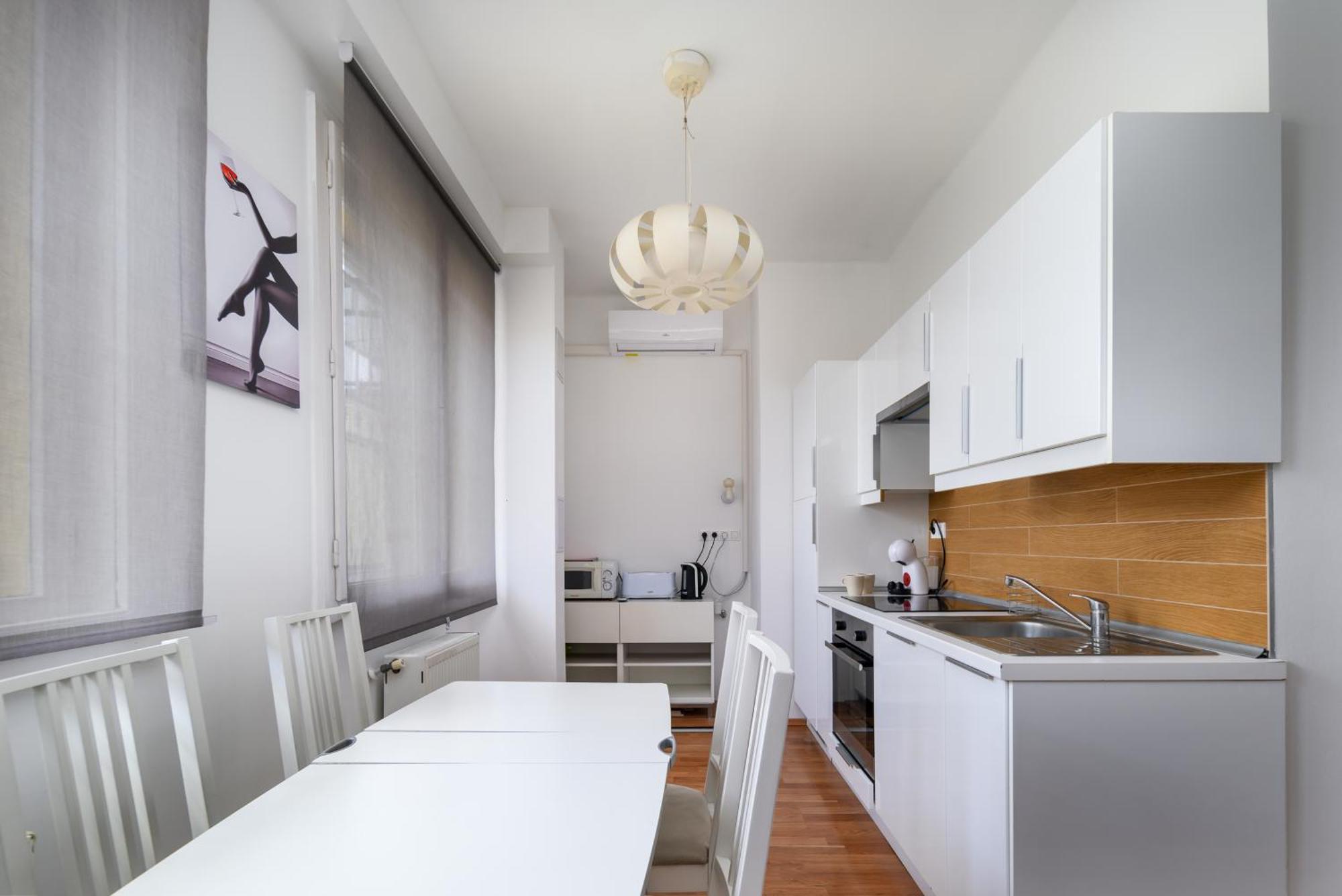 Fovam Apartment In Hear Of The City Budapest Exterior foto